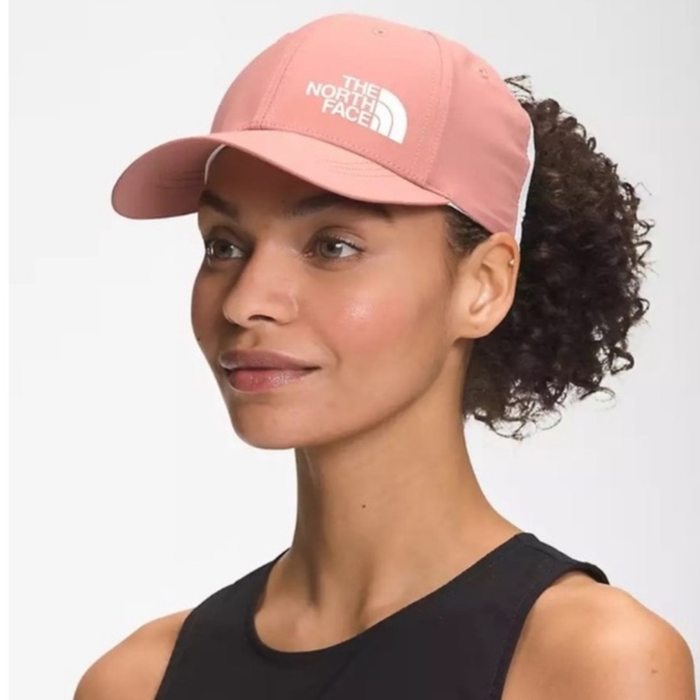 The North Face horizon baseball cap in rose BRAND NEW